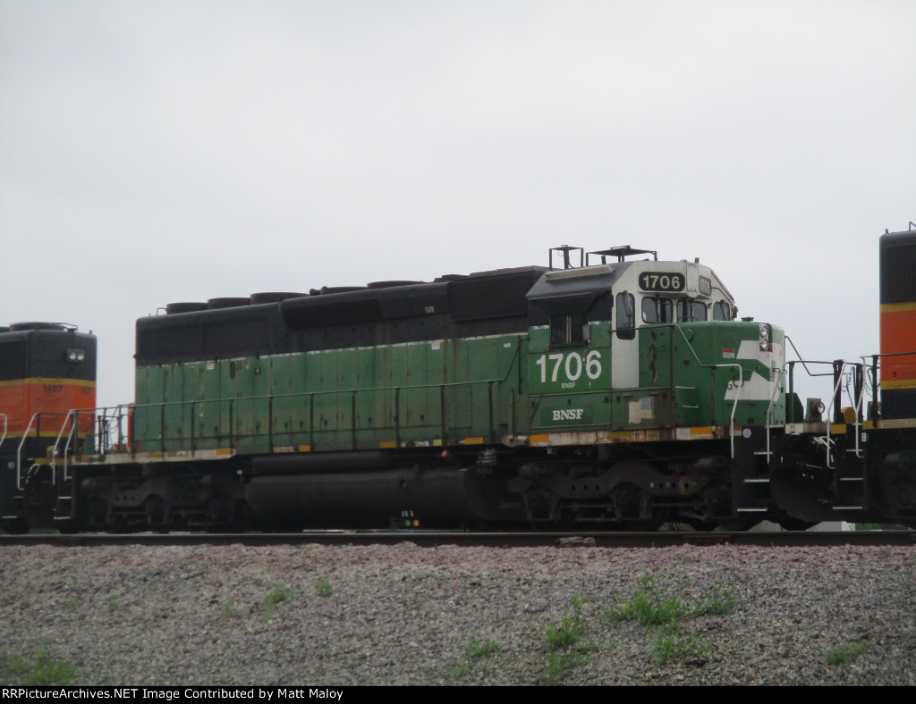 BNSF 1706